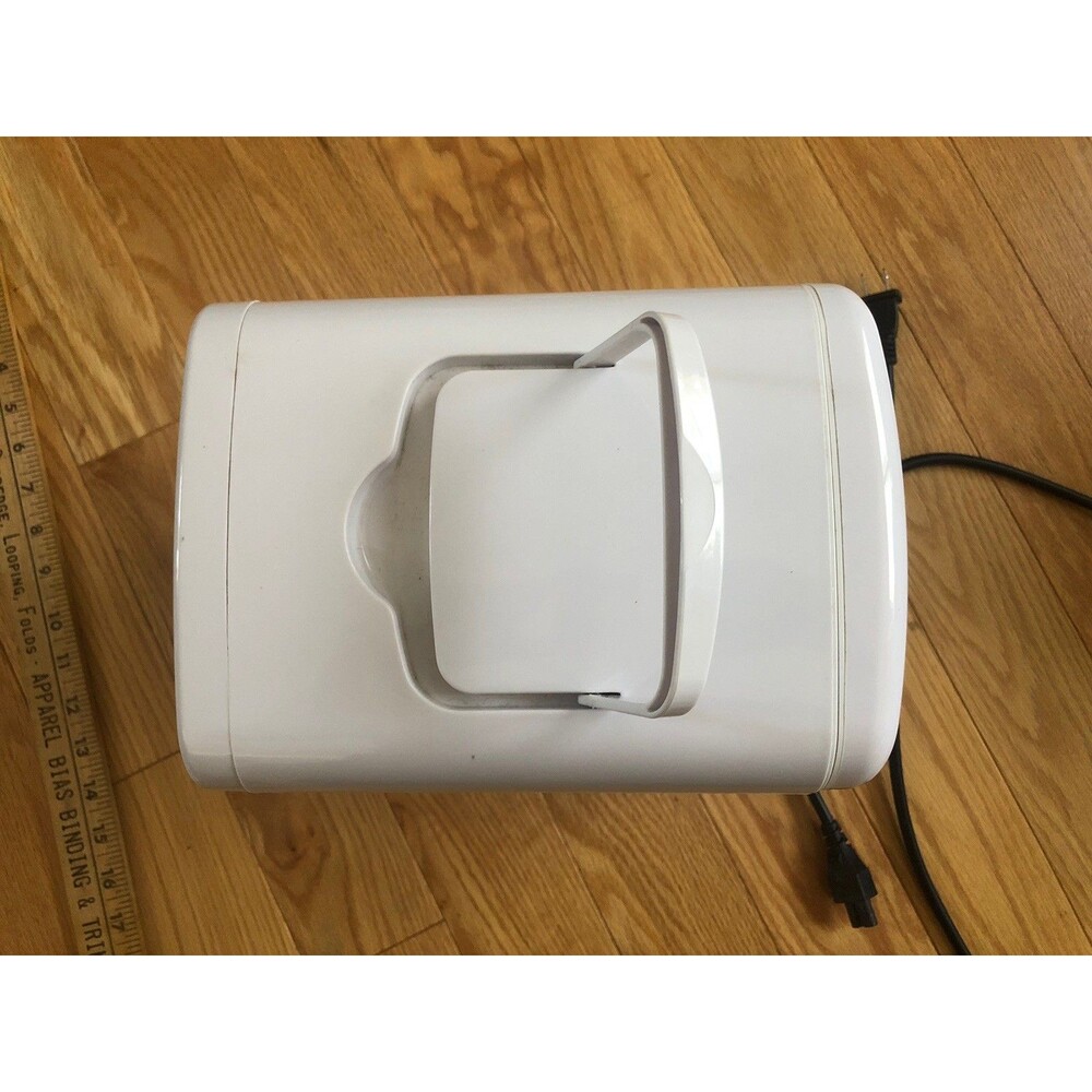 Mini Fridge Model Ly204e Danielle Electronics 10"… - image 6